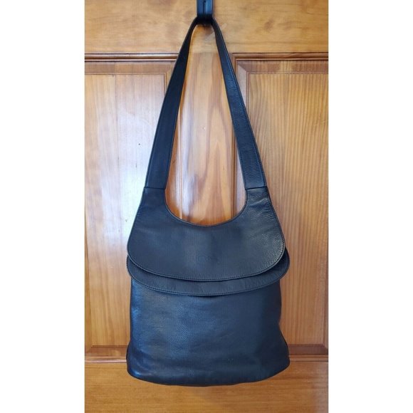 Vintage Black Longchamp Pebble Leather Shoulder Handbag